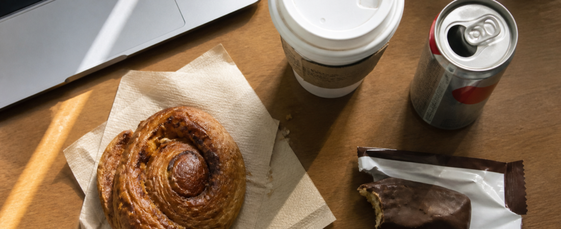 Foods that cause a 3pm crash (and what to eat at 1 instead)
